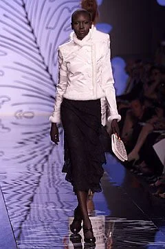 Look 17
